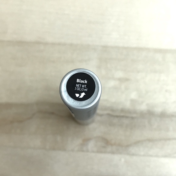 🆕Bobby Brown Black Mascara (Mini) - Picture 3 of 3